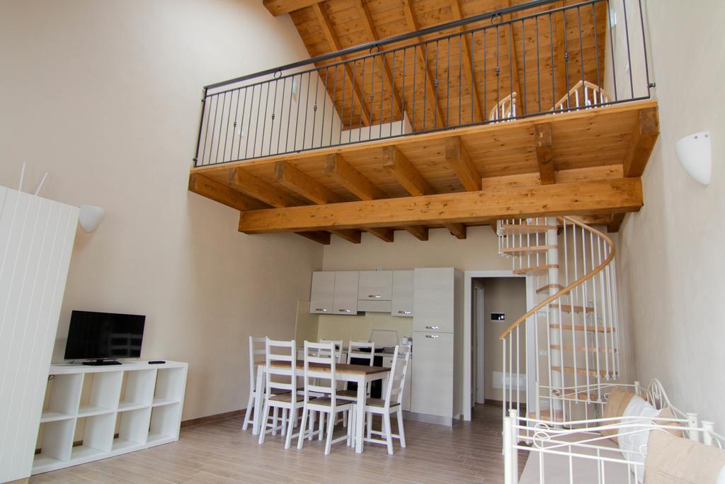 Agriturismo Cascina Della Fontana Лоди Номер фото