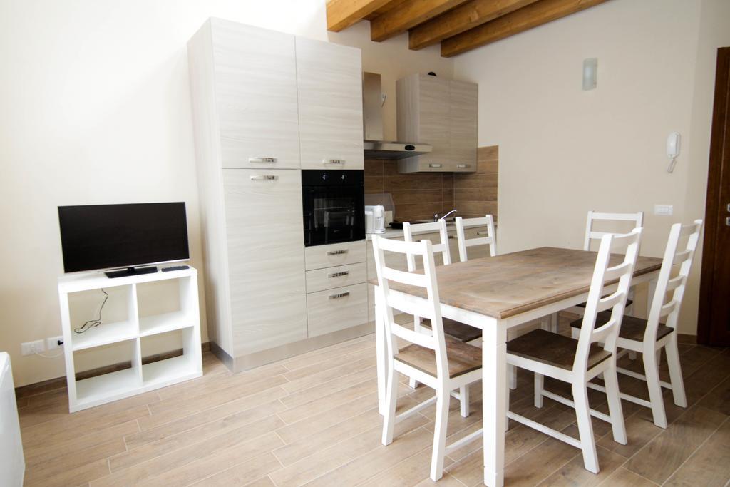 Agriturismo Cascina Della Fontana Лоди Номер фото